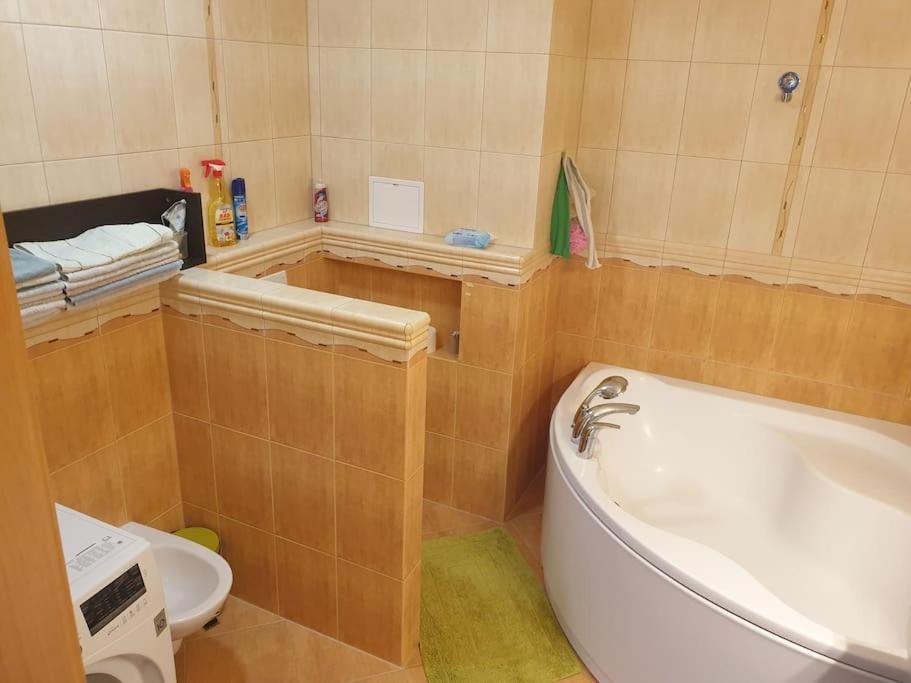 Mezonetovy Apartman V Centre Novej Dubnice Ilava Exterior foto